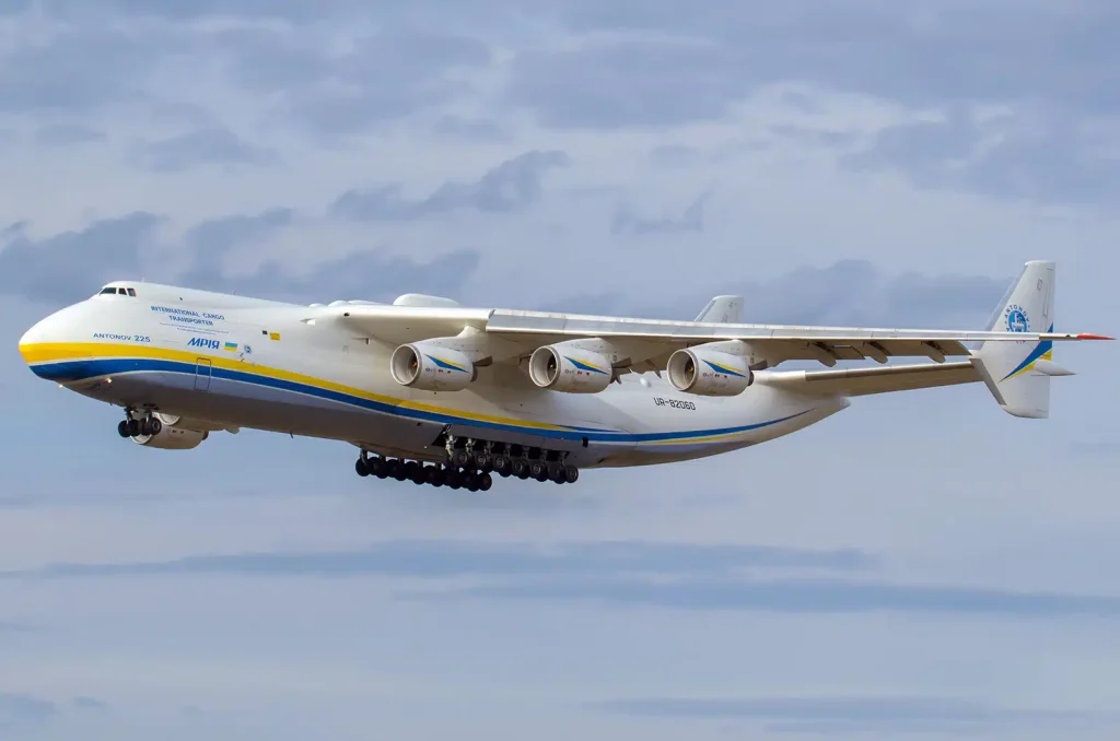 avion cargo antonov an 225 aeroaffaires
